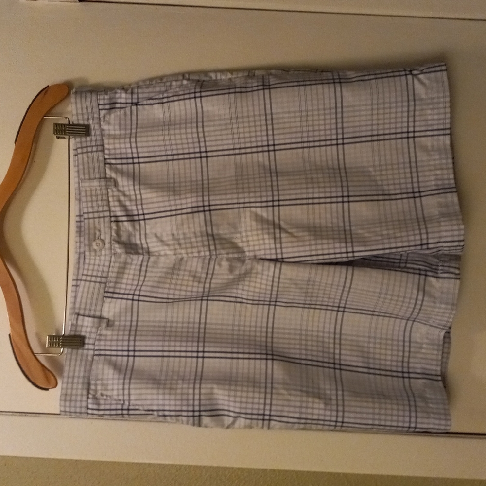Pro Series black/white plaid shorts sz 36